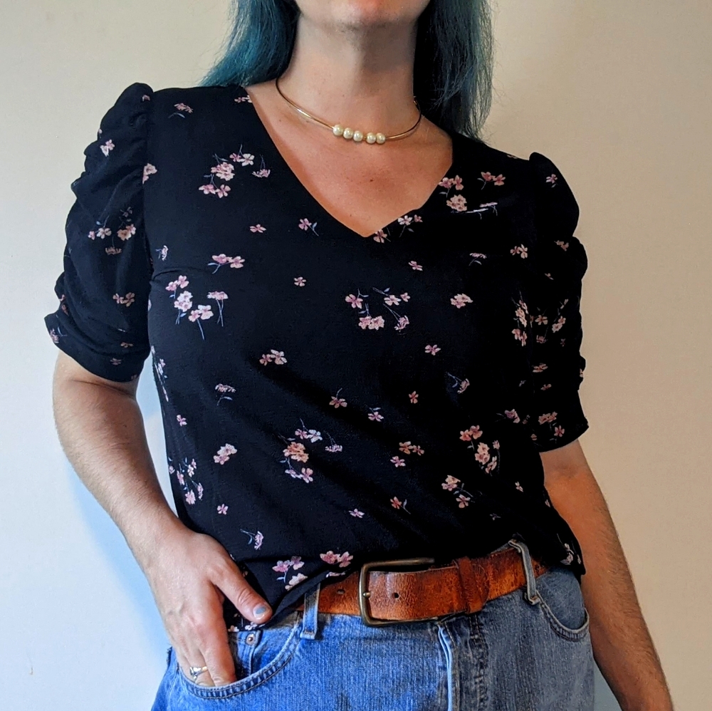 Floral Puff Sleeve Top